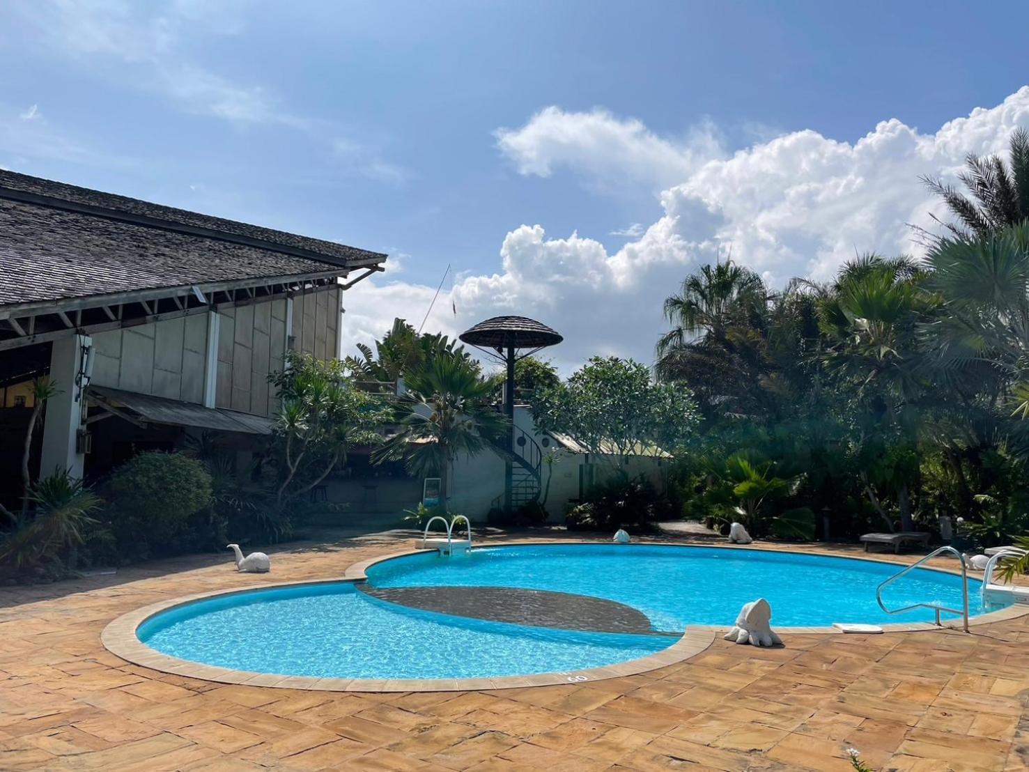Rachavadee Bankrut Resort Ngoại thất bức ảnh